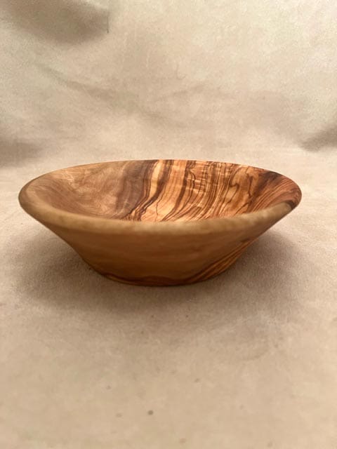 olive wood 7-inch bowl